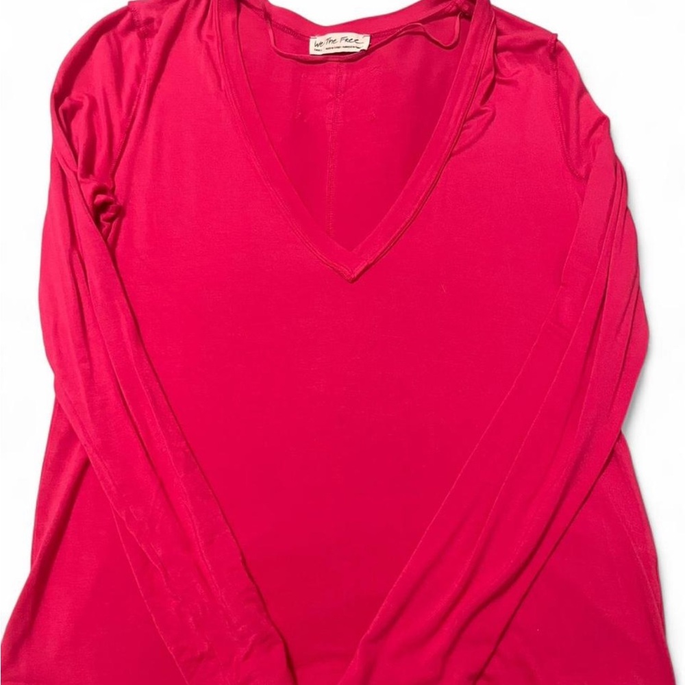Free People V-Neck long sleeve, size small
